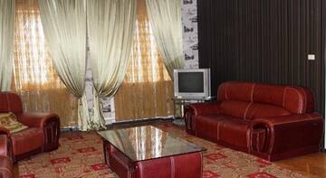 Фото номера Трехместный номер &quot;Комфорт&quot; Гостиница Guest house Komfort г. Майкоп 2