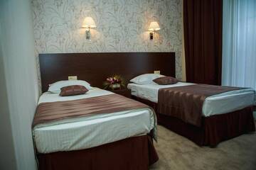 Фото номера Двухместный номер Делюкс с 2 отдельными кроватями Гостиница Grand Hotel &amp;Spa Maykop г. Майкоп 10