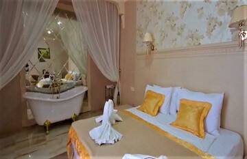 Фото номера Номер люкс Гостиница Grand Hotel &amp;Spa Maykop г. Майкоп 2