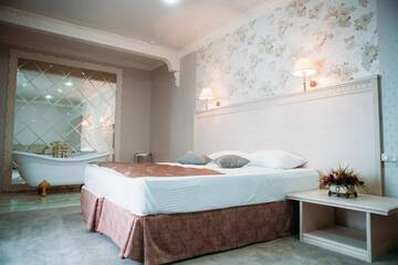 Фото номера Люкс Гостиница Grand Hotel &amp;Spa Maykop г. Майкоп 4