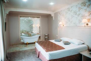 Фото номера Люкс Гостиница Grand Hotel &amp;Spa Maykop г. Майкоп 5
